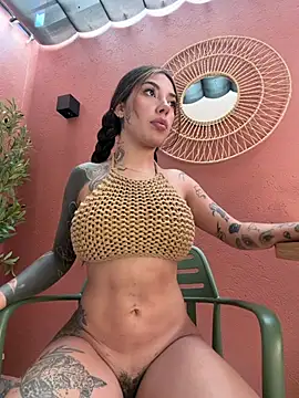 karolvegaa's Webcam Show