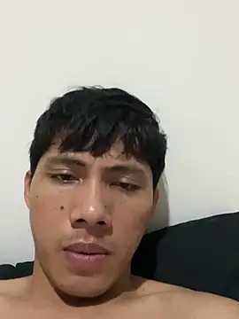 arc_toniee Show Webcam