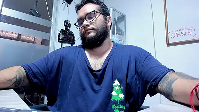 VINCEDMAGLIOO webcam show
