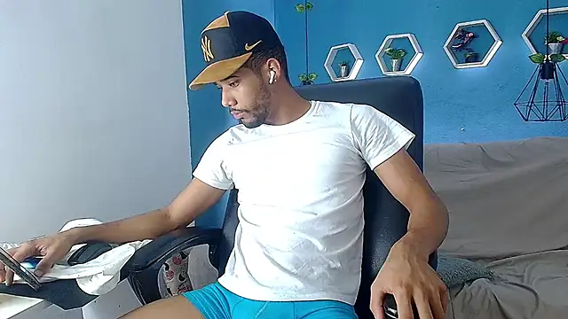 Ehkay_ Webcam show