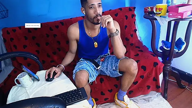Ehkay_ Webcam show