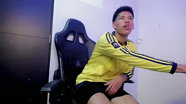 athlete_reese's Webcam Show