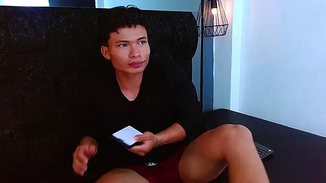 GoldenBoy_23 Webcamshow