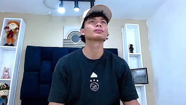 Вебкам-шоу GoldenBoy_23
