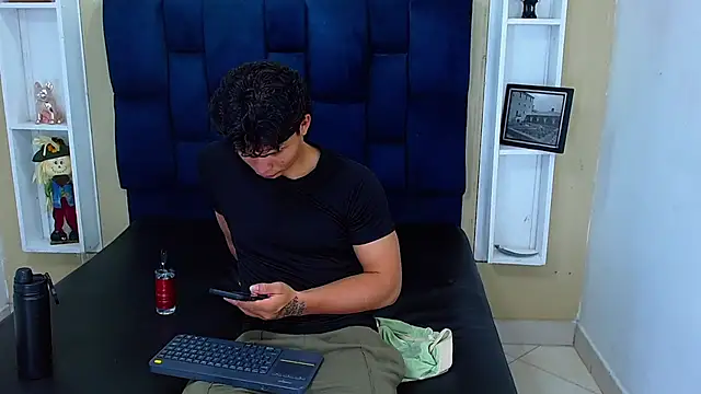 Show webcam de GoldenBoy_23