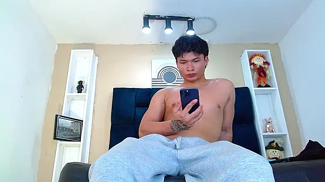Show de webcam de GoldenBoy_23
