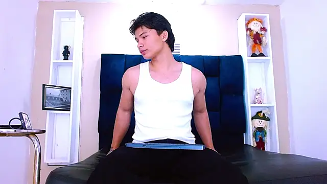 عرض كام GoldenBoy_23