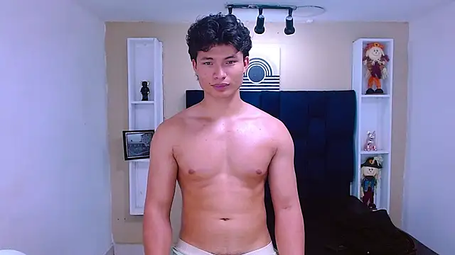 GoldenBoy_23n Webbikameraesitys