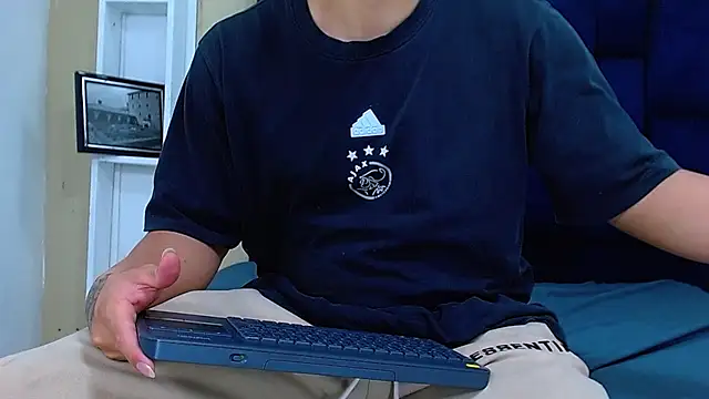 GoldenBoy_23 Webcamshow