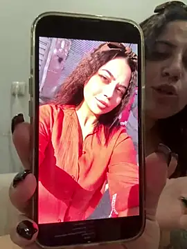 parlaserseri Adlı Modelin Web Kamerası Şovu