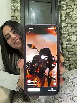 parlaserseri Adlı Modelin Web Kamerası Şovu