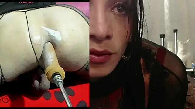 Pokazy przed kamerką – Alondra_dominatrix