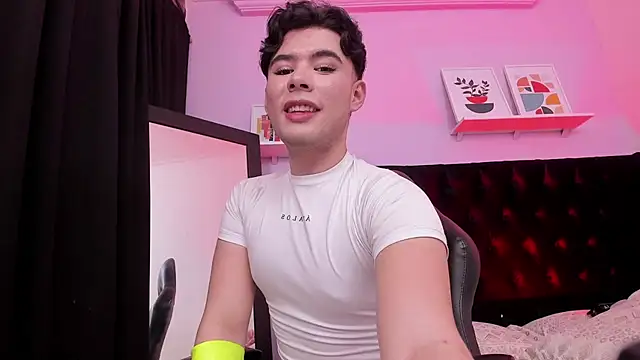 Liam_starling16n Webbikameraesitys