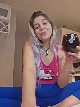 ScarletsWeb webkamerás műsora