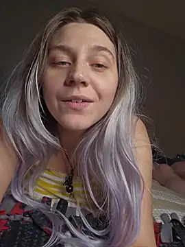 Show modela ScarletsWeb na web-kameri