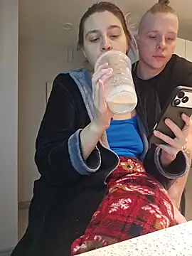 ScarletsWeb webkamerás műsora