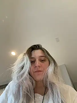 ScarletsWeb's Webcam Show