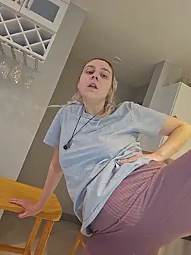 عرض كام ScarletsWeb