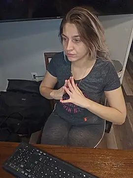 ScarletsWeb's Webcam Show