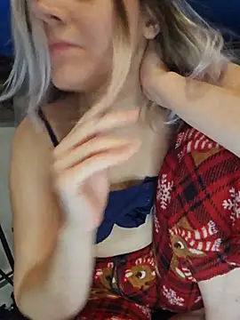 ScarletsWeb's Webcam Show