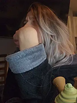 ScarletsWeb Шоу с уебкамера