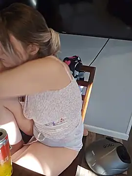 ScarletsWeb webcam show