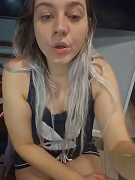ScarletsWeb webkamerás műsora
