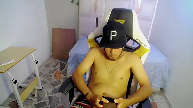 Show modela JD_Riley na web-kameri