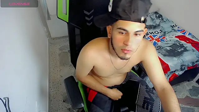 Show modela JD_Riley na web-kameri