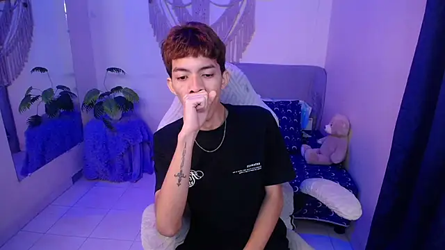 nico_nikc – webcam-show