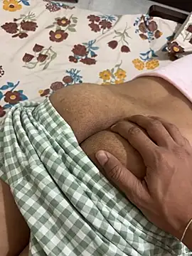 sweetie_demmoon347 Adlı Modelin Web Kamerası Şovu