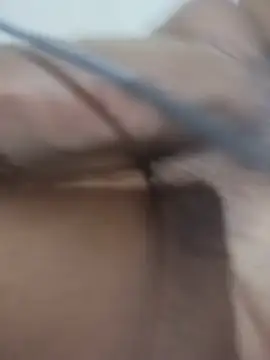 yuewoowsuey: διαδικτυακό σόου στην κάμερα