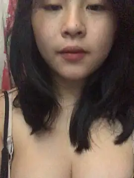 Tiiahpu02's Live XXX Chat