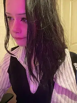 holly_mollyy_n Webbikameraesitys