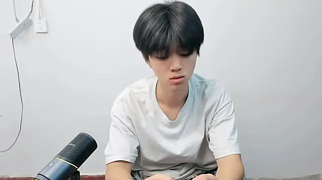 Uu_g Pertunjukan Webcam