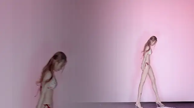 Вебкам-шоу SeekLgt-001