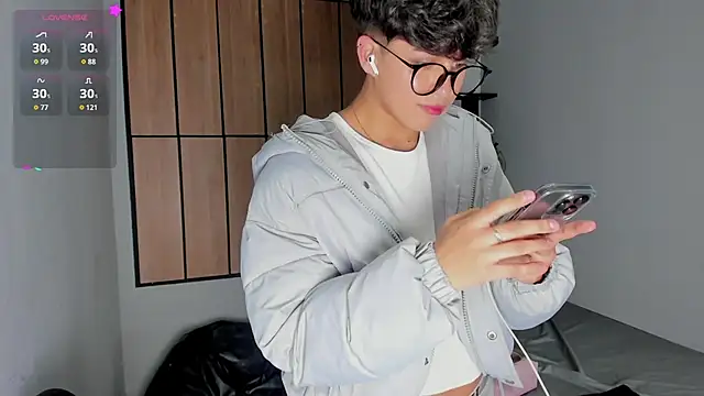 Danny_George 网络视讯表演