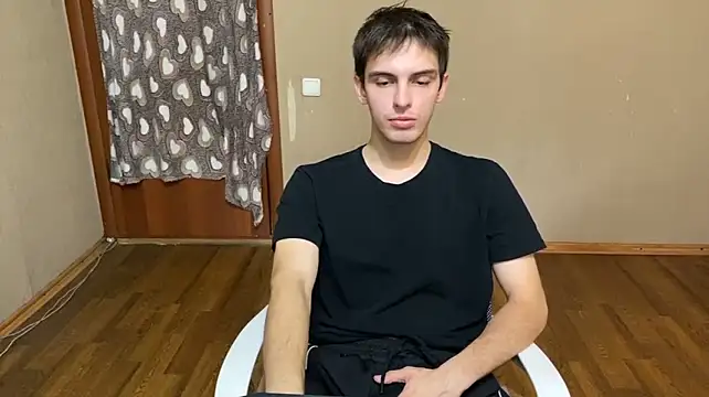 הופעת וובקאם של joshnovaqw