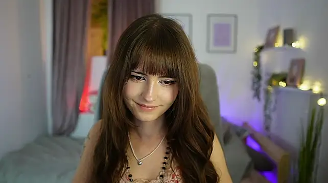 Ella_Young লাইভ XXX চ্যাট