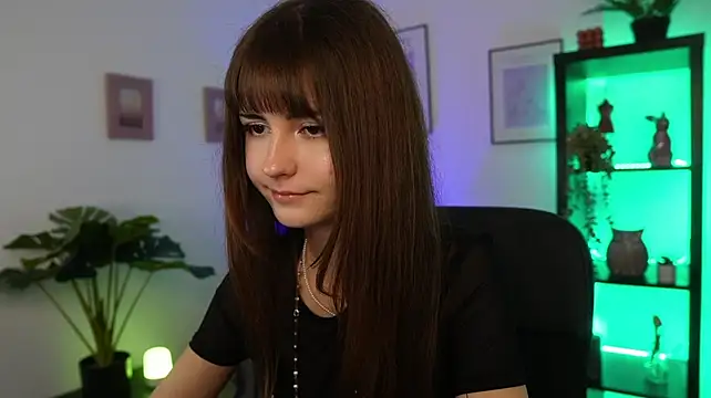 Ella_YoungのライブXXXチャット