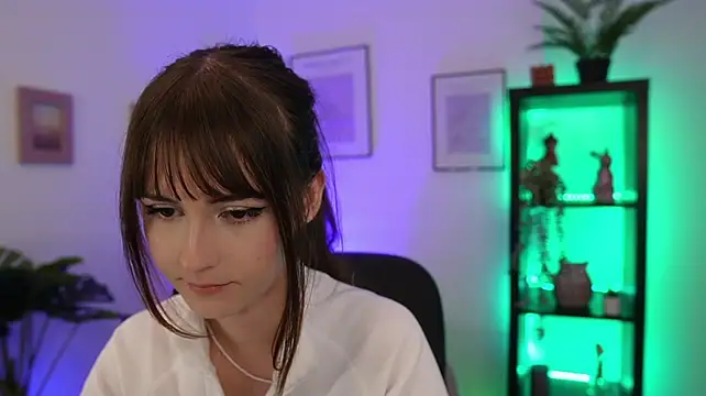 عرض كام Ella_Young