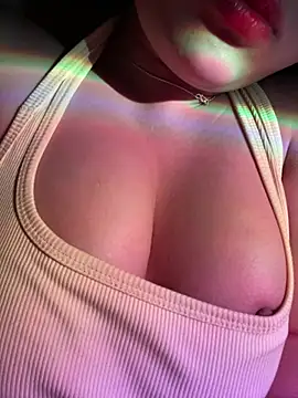 Louvi_'s Webcam Show