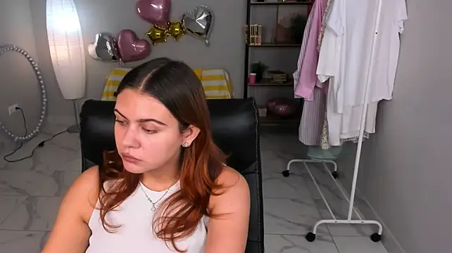 Webkamerová show AyaArcher