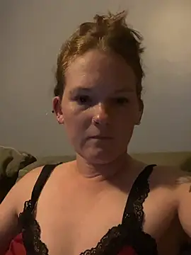 kaylababyluv Show in webcam