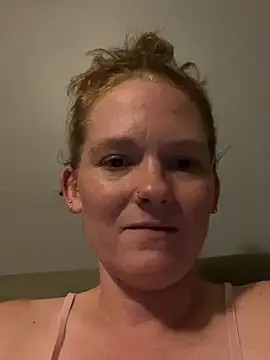 kaylababyluv Show in webcam