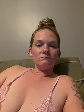 kaylababyluv's Webcam Show