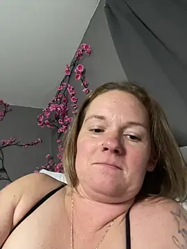 kaylababyluv's Live XXX Chat