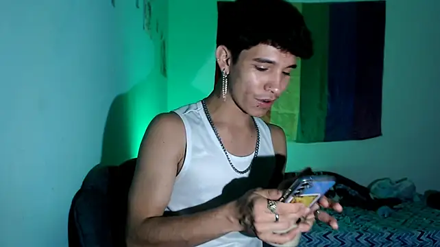 Zeus_lassuli webcam show