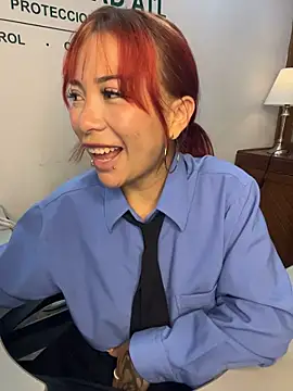 Zakura_66 Webcam Show