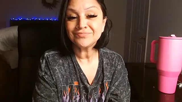 Chat XXX en directo de AlyssiaAmorex